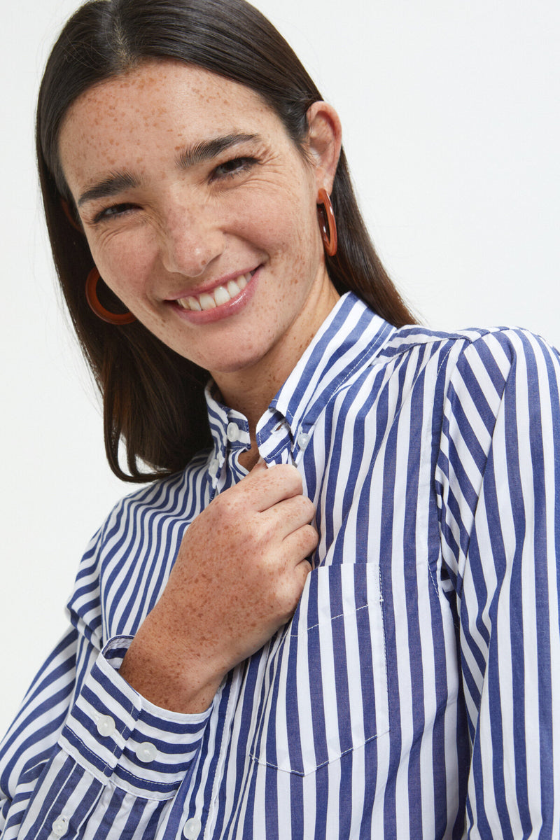 Camicia a righe a maniche lunghe