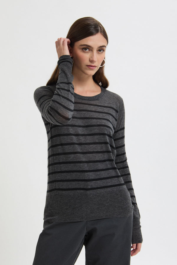 Maglione con scollo rotondo