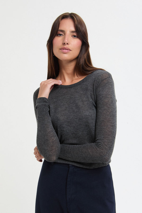 Maglione con scollo rotondo