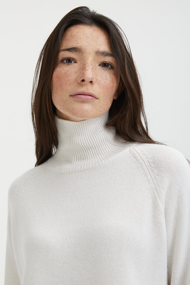 Little Turtle Neck Sweater