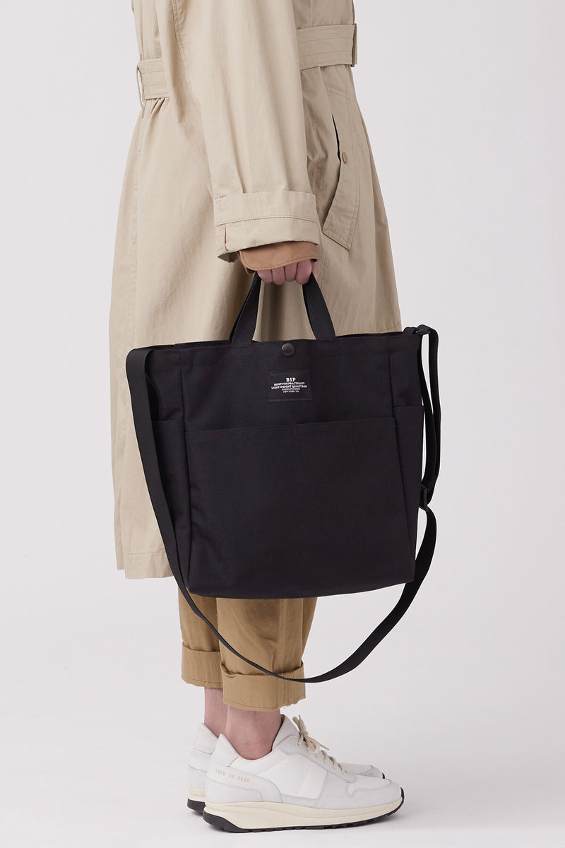 Borsa Media Multi-Tasche in Canvas di Nylon Nero