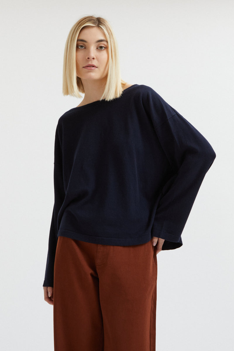 Boat neck jumper