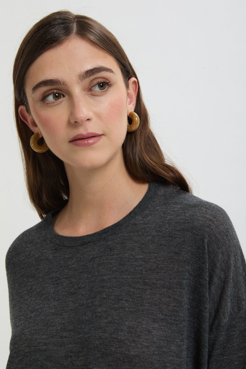 Round Longsleeve Pullover