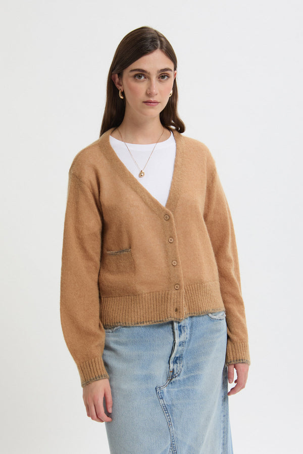 Cardigan a Maniche Lunghe con Scollo a V