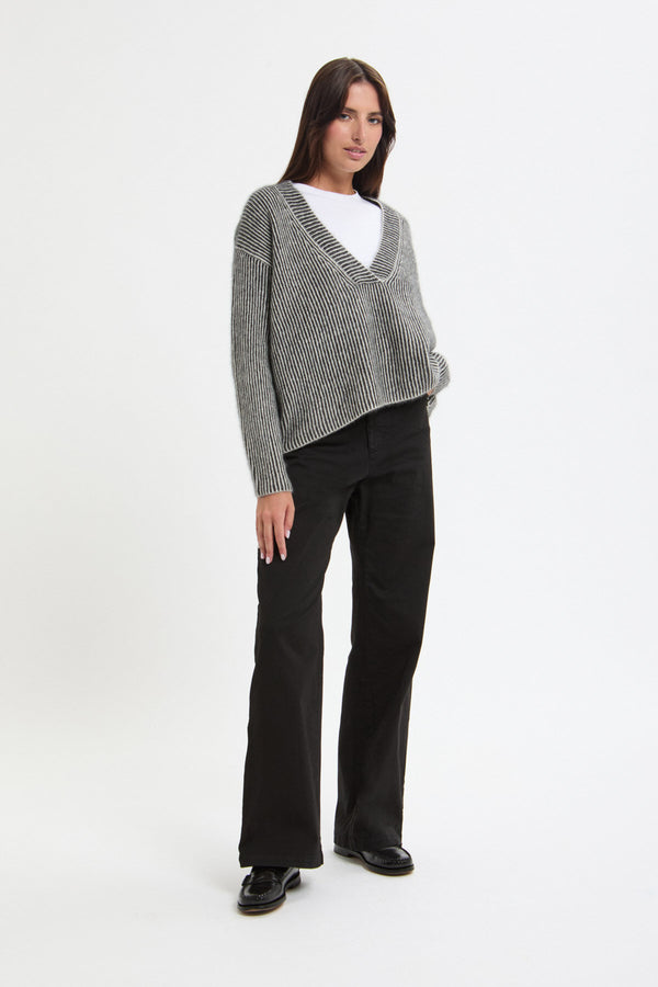 Maglione con scollo a V