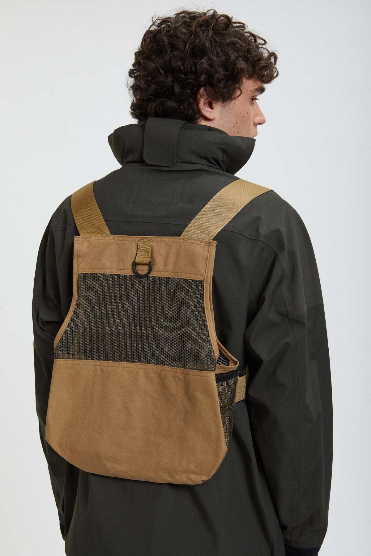 MESH FISHING STRAP VEST Dark tan by Filson Man | Men | WP Store