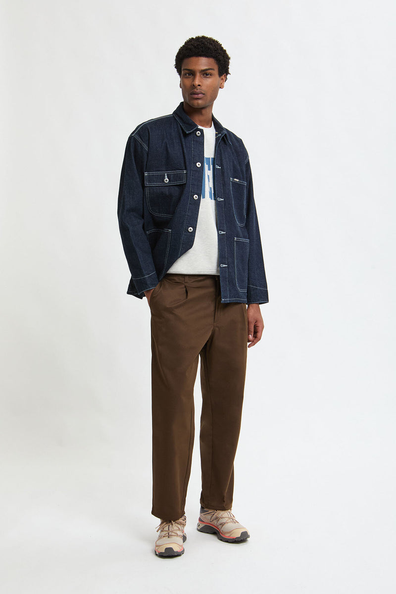 Pantaloni in twill a vestibilità affusolata con piega interna