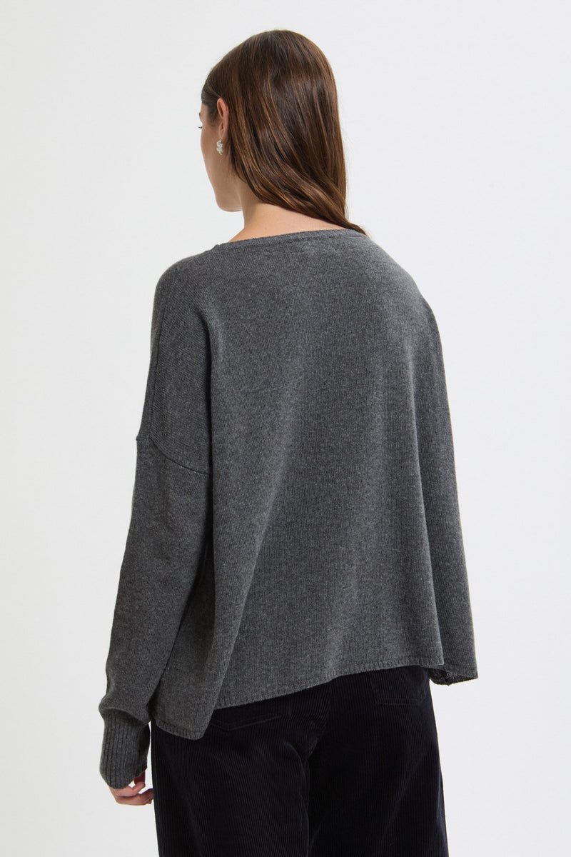Maglia in lana vergine e cashmere