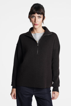 Maglia con zip corta